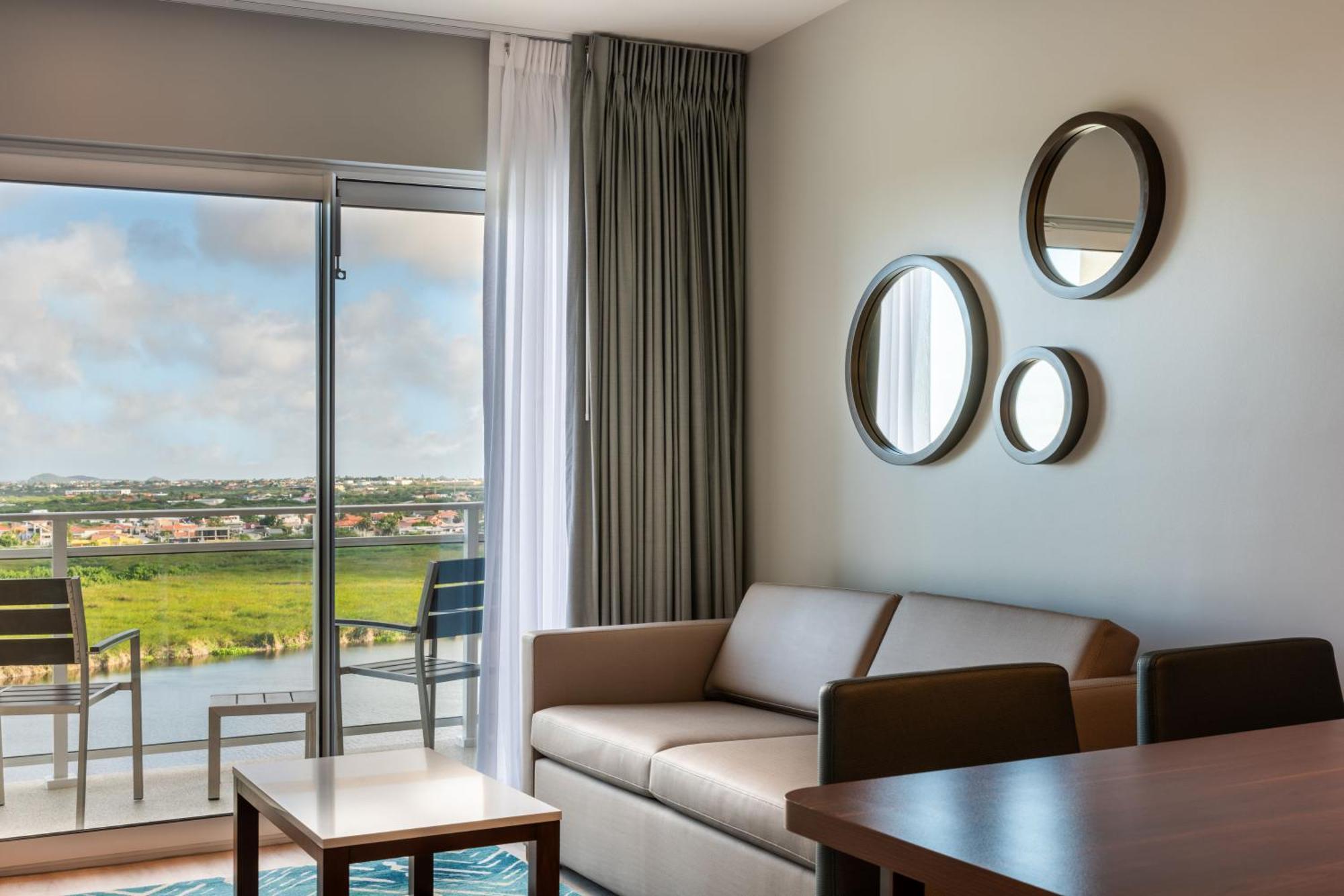 Embassy Suites By Hilton Aruba Beach Resort Palm Beach Extérieur photo